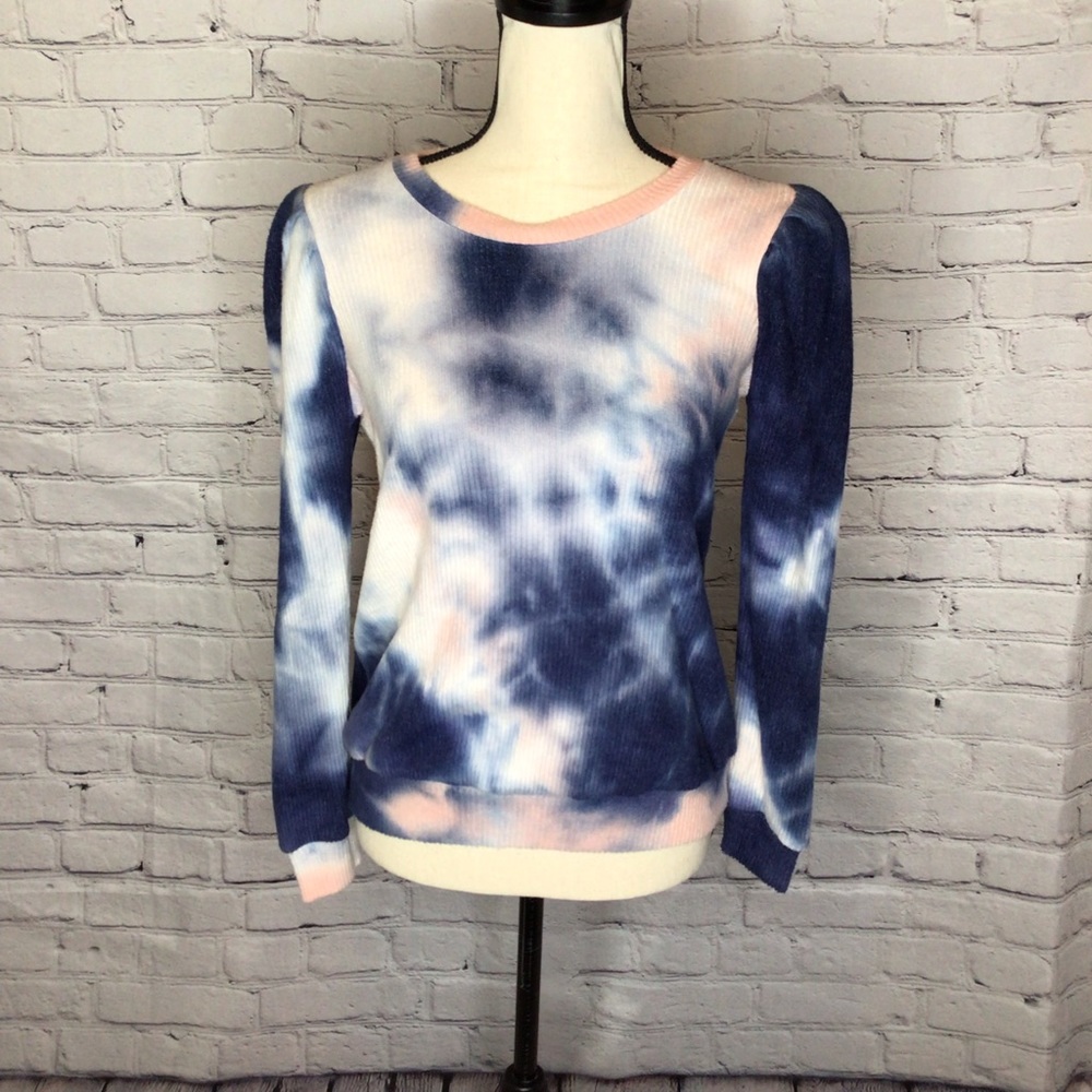 Status by Chenault Blue and Blush Tie Dye Puff Sleeve Pullover Top Medium - Picture 3 of 12